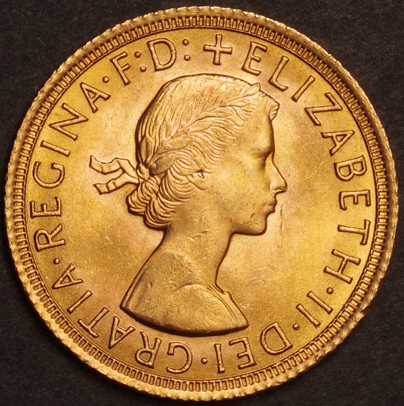 エリザベス2世女王像 ヤングヘッド 1ソブリン金貨 1965年 KM908 エリザベス2世女王像 ヤングヘッド 1ソブリン金貨 1965年 KM908