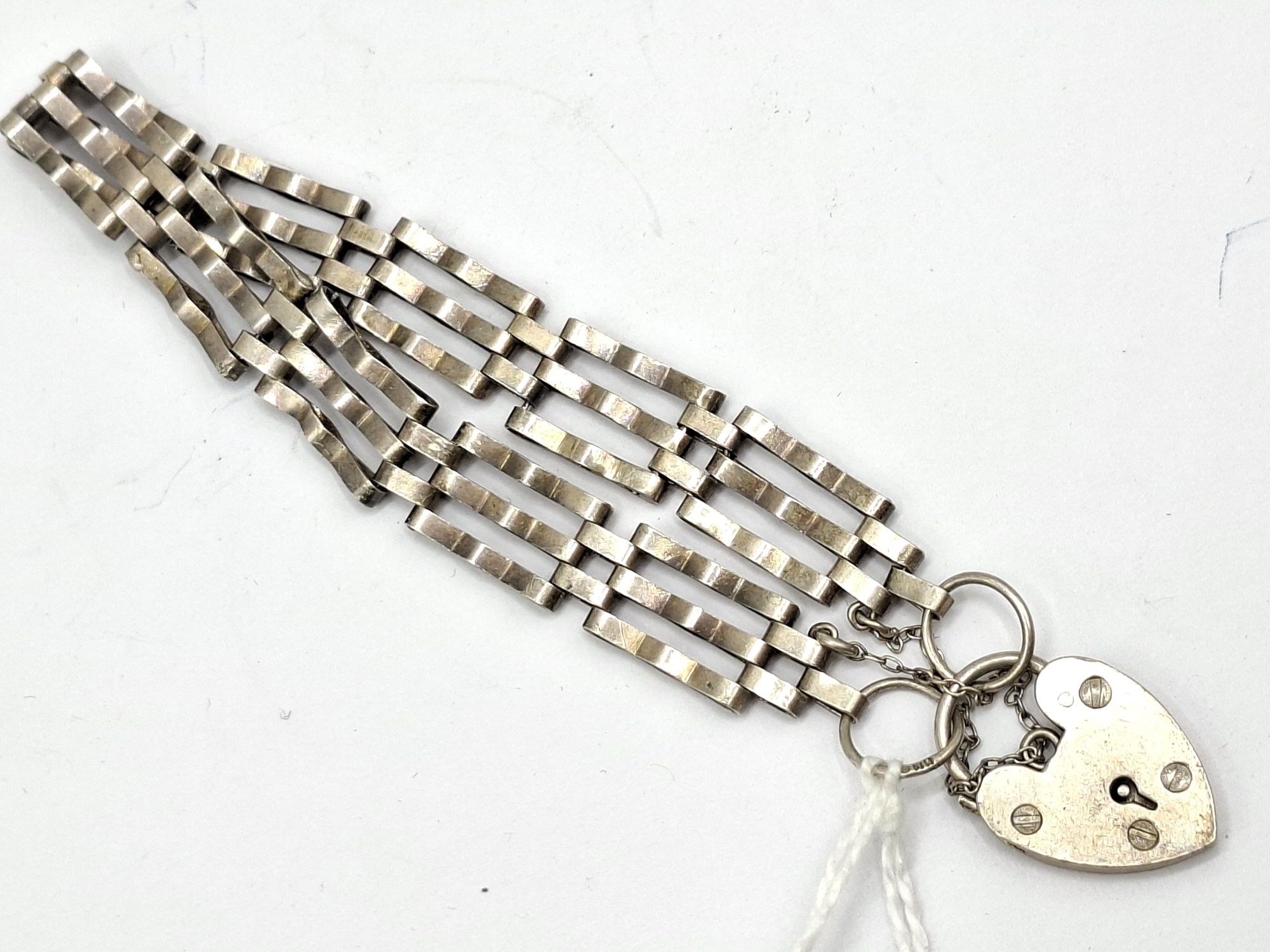 1031 · ENGLISH SILVER GATE LINK BRACELET
