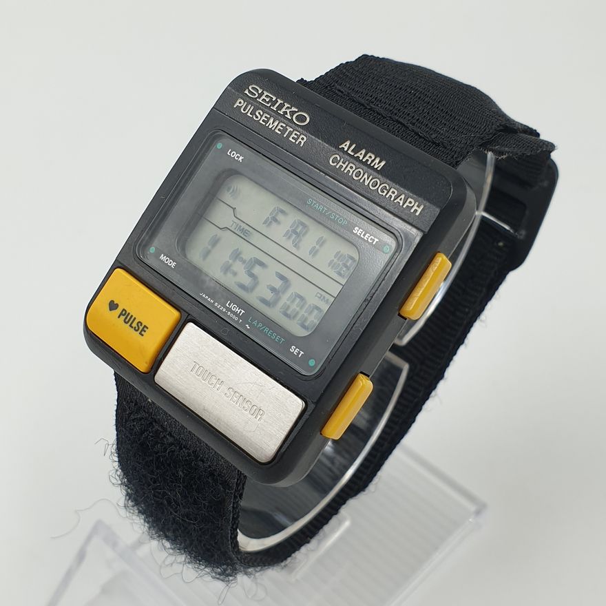 C1982 Seiko Pulsemeter Vintage Digital Watch