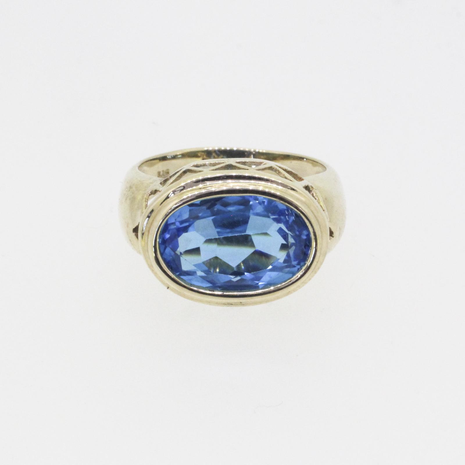 270 · Topaz Ring, 5.86g,