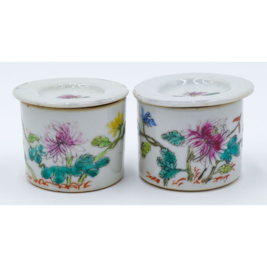 2pc Old Chinese Porcelain Cricket Boxes 2''
