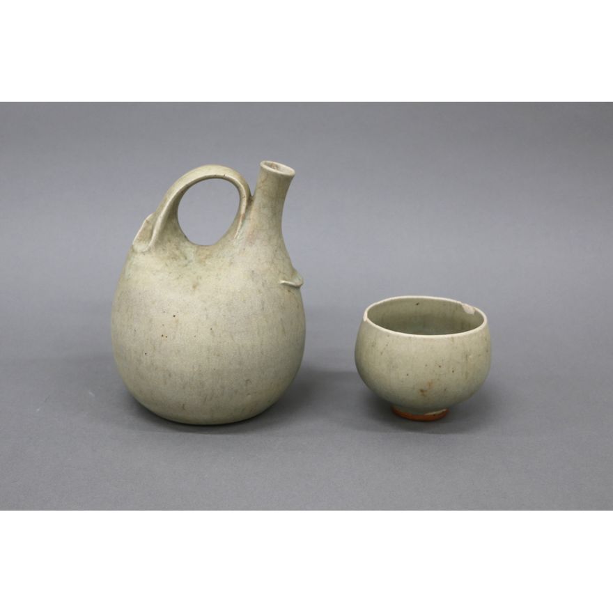Len Castle - Pale celadon pourer and cup
