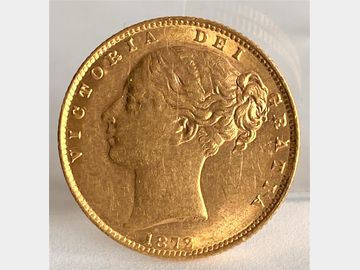 1872 VICTORIA YOUNG HEAD #DIE 81 SHIELD GOLD SOVEREIGN