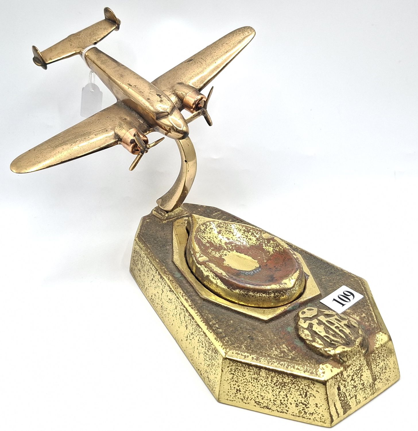 109 · RAAF ART DECO LOCKHEED ELECTRA