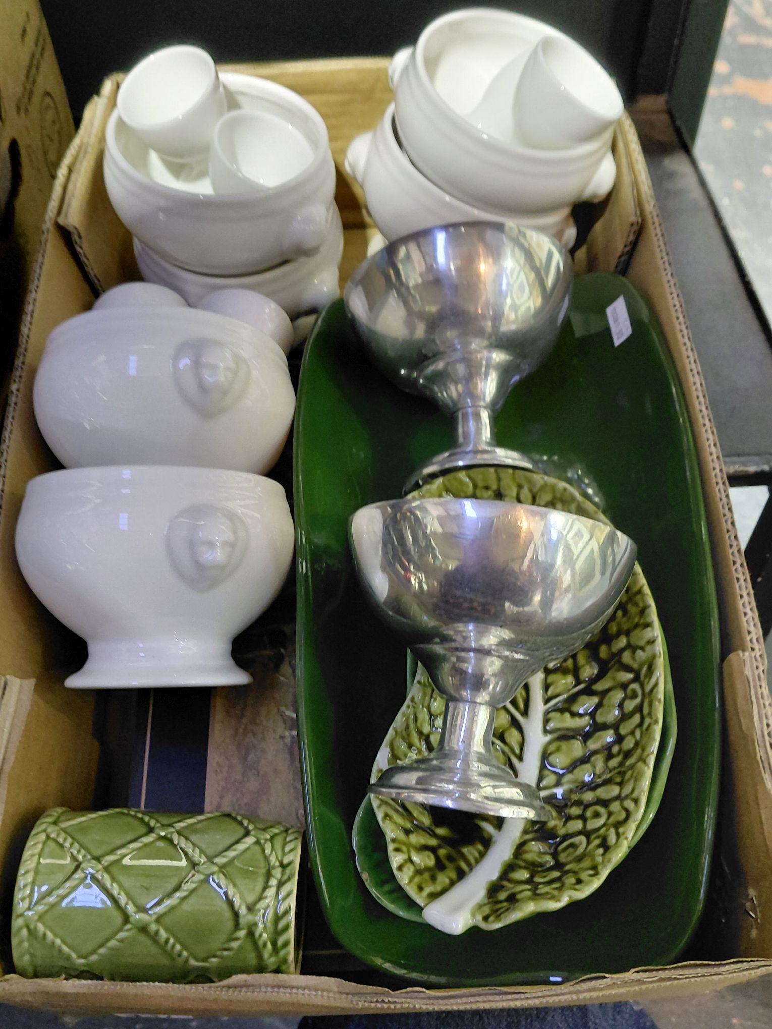 Modern Tableware