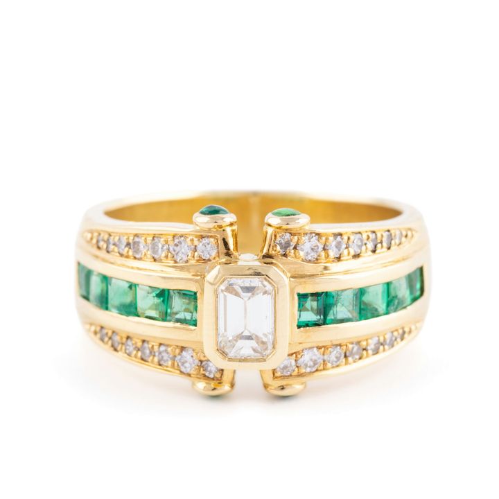 Diamond & Emerald Ring 18ct