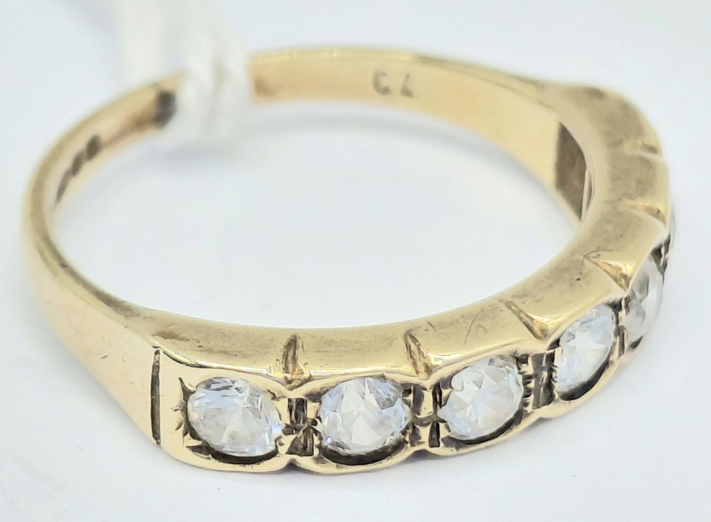 9ct Cubic Zirconia Row Ring