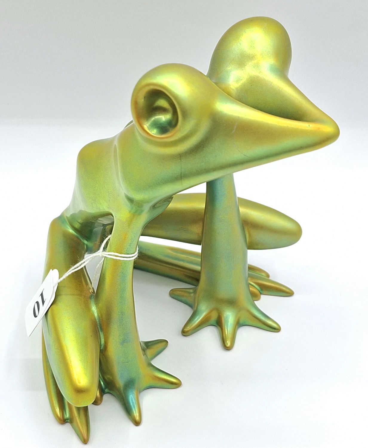 10 · ZSOLNAY FIGURINE