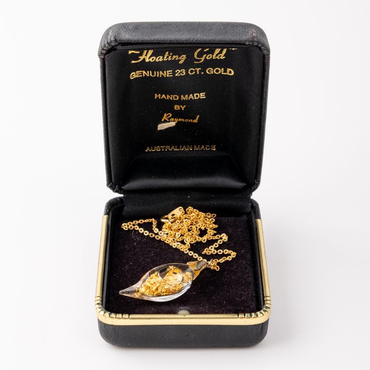 Floating Gold Necklace,  gEF