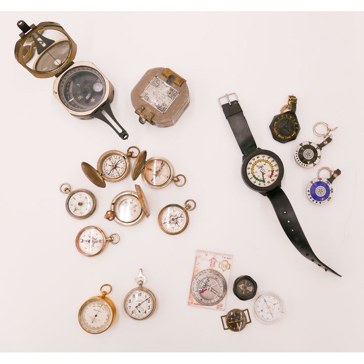 Box Vintage Compasses Etc. Also includes depth gauge, barometer, walk-meter, and timers.