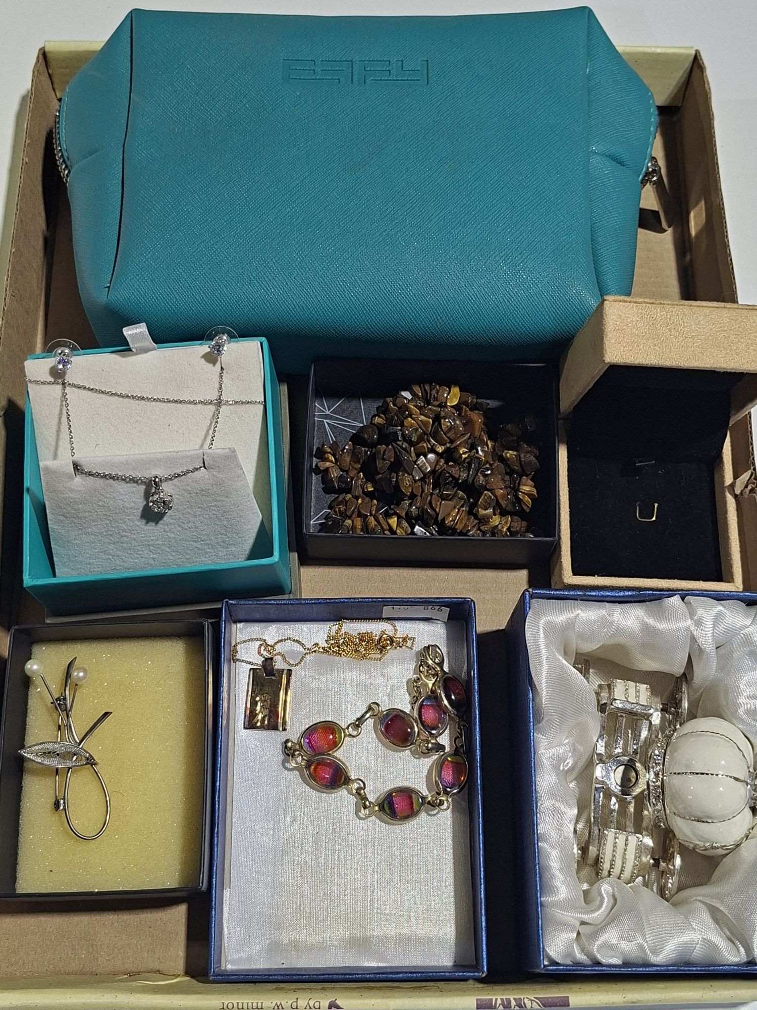 COSTUME JEWELLERY AND TRINKET BOX