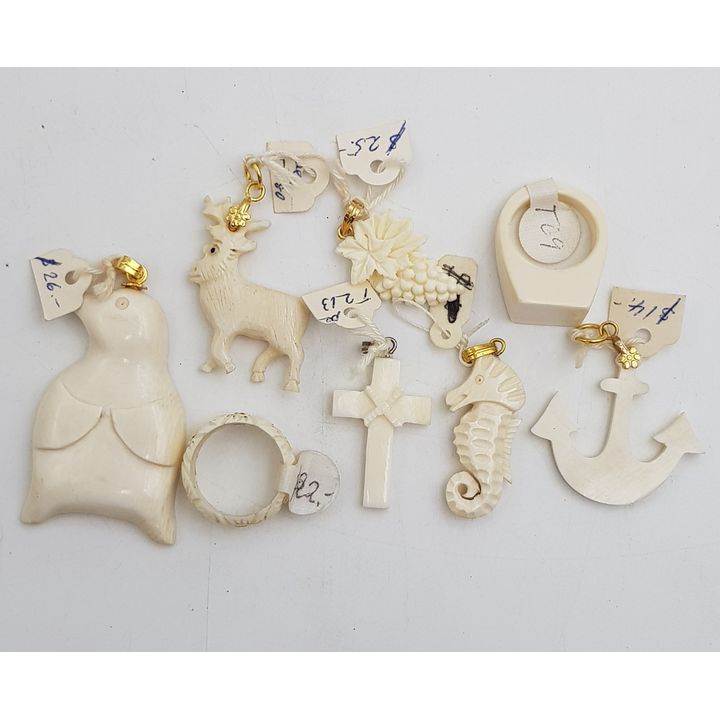 Pendants/Rings