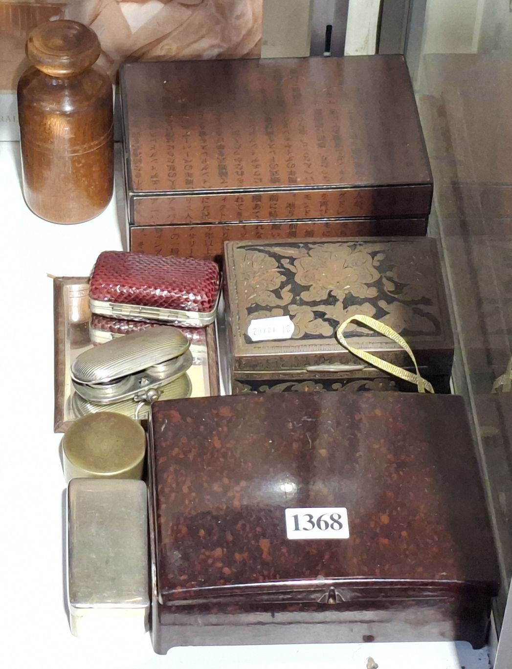 Boxes And Metal Collectables