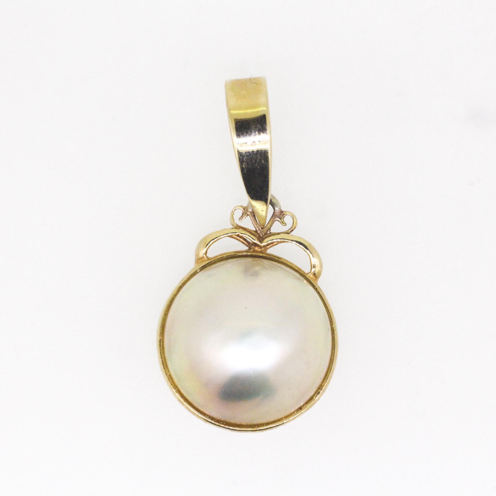 249 · Mabe Pearl Pendant, 5.77g,