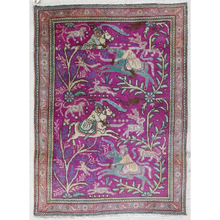 Antique Pictorial Hunt Scene Rug 4'2''x3' - Cut down and repaired