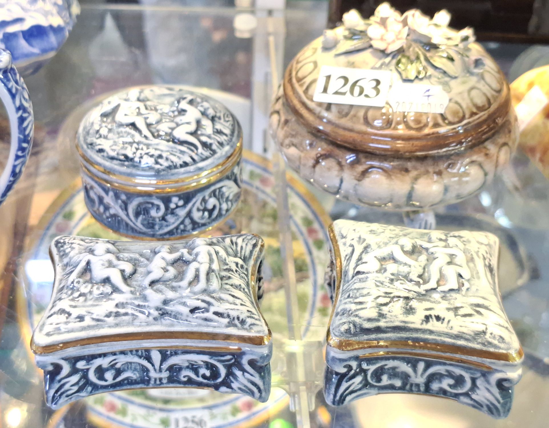 1263 · CAPODIMONTE WARES
