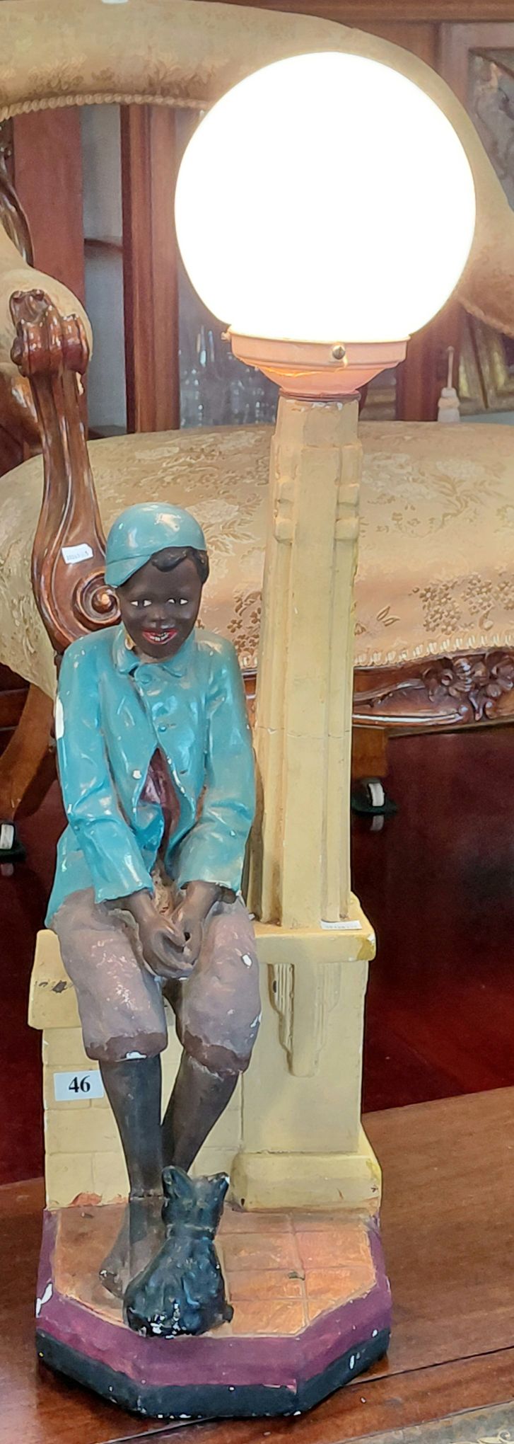 FIGURAL TABLE LAMP