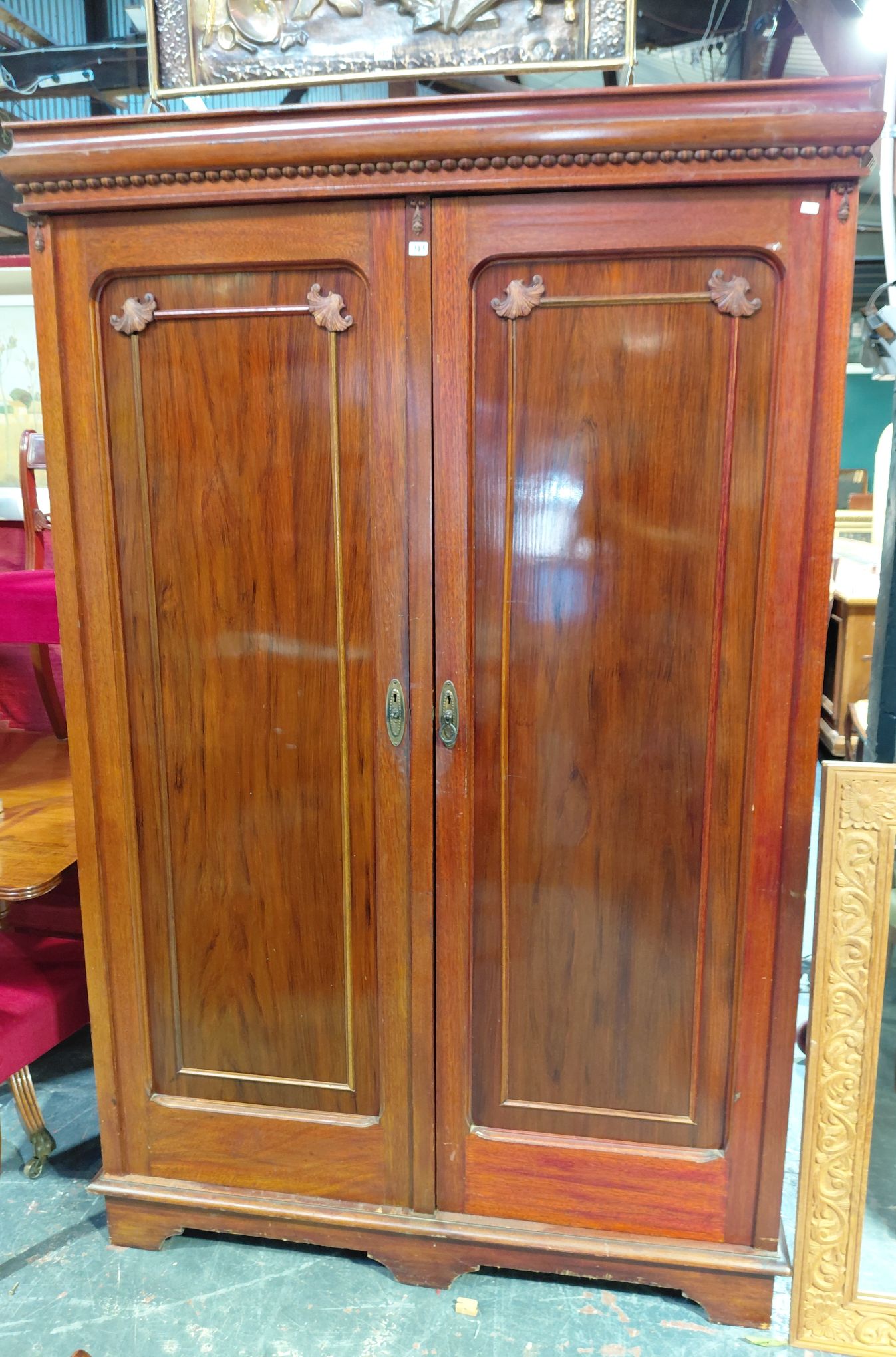 2 DOOR WARDROBE