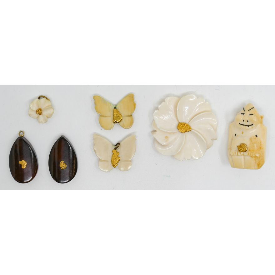 Box Alaskan Gold Nugget Floral Jewelry - 33 Grams TW