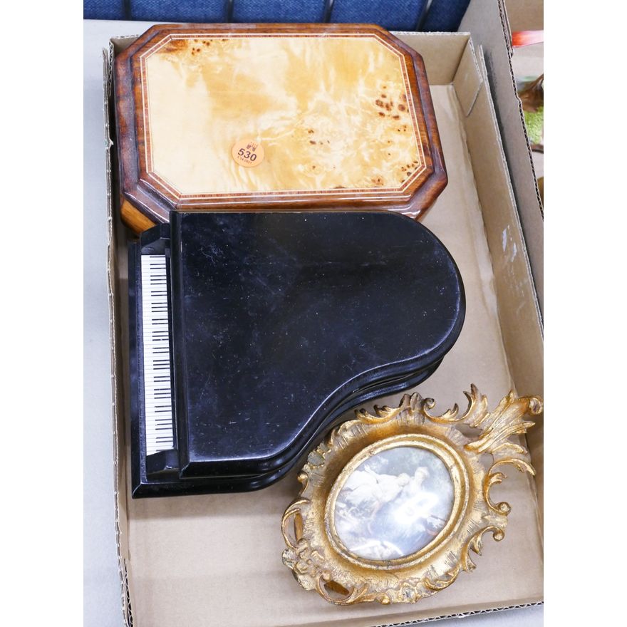 Box Music Boxes