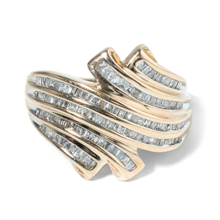 Diamond Cluster 10ct Gold Ring,
