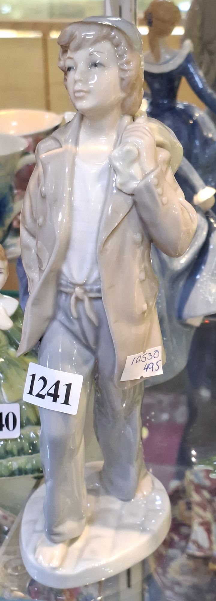 1241 · LLADRO NAO FIGURINE