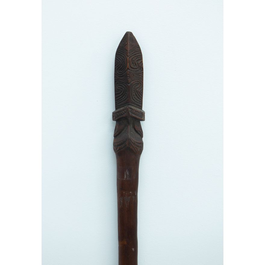 Taiaha - A small 19th century fighting staff century