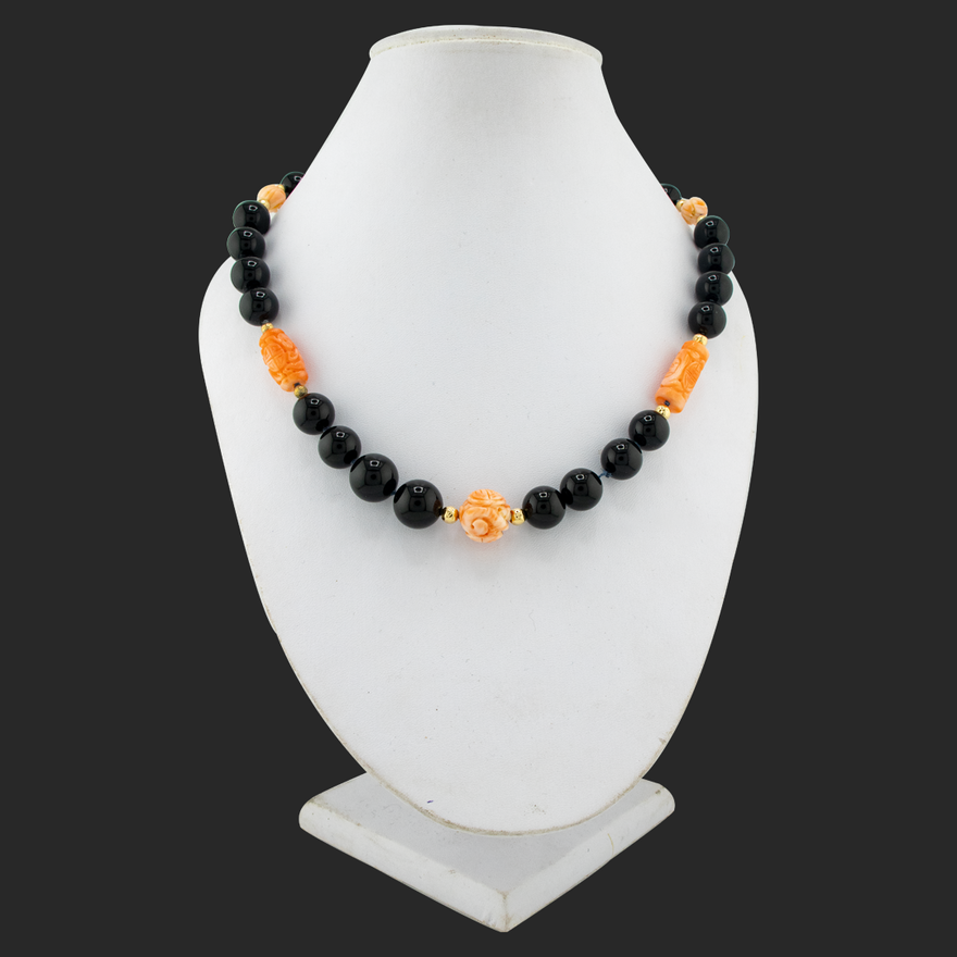 Collar con onix y coral