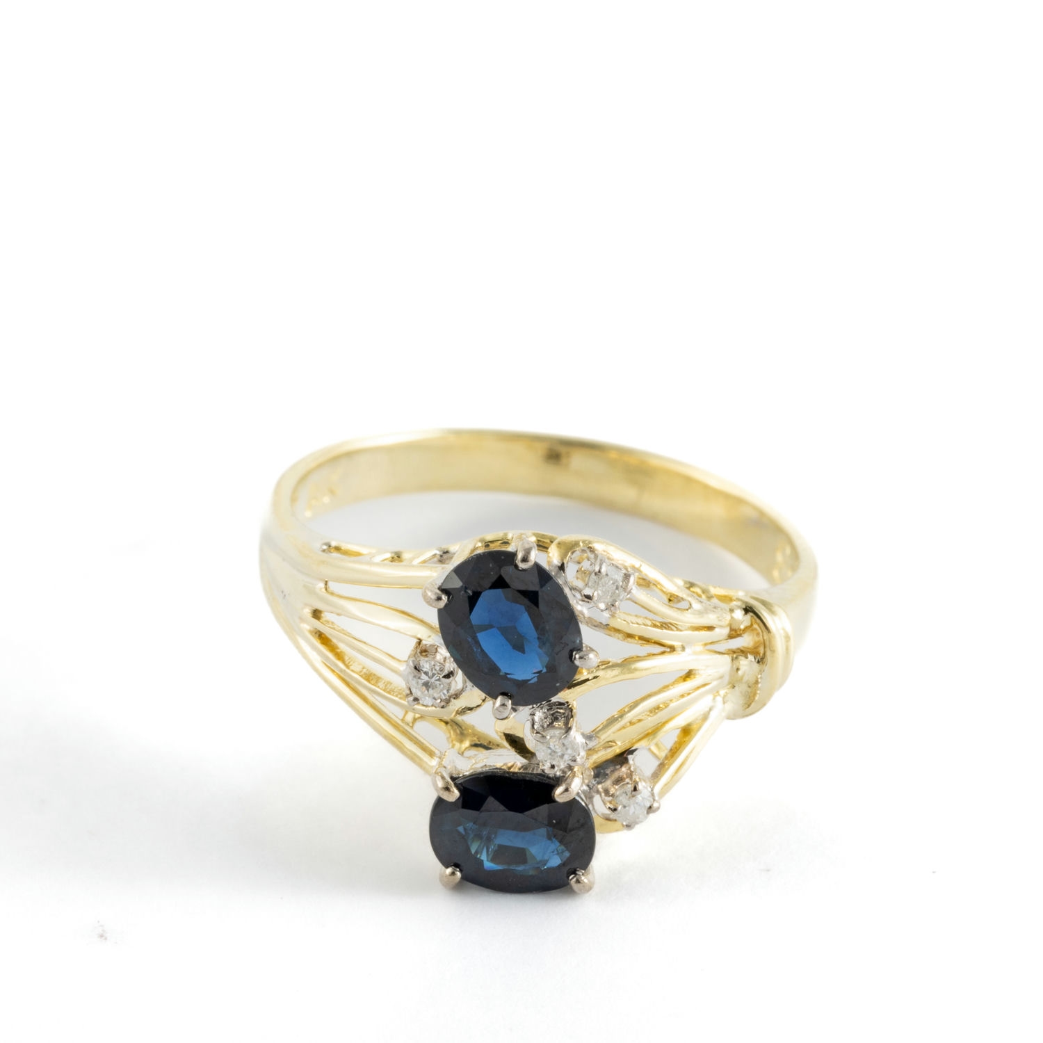 Sapphires & Diamonds 14ct Gold Ring