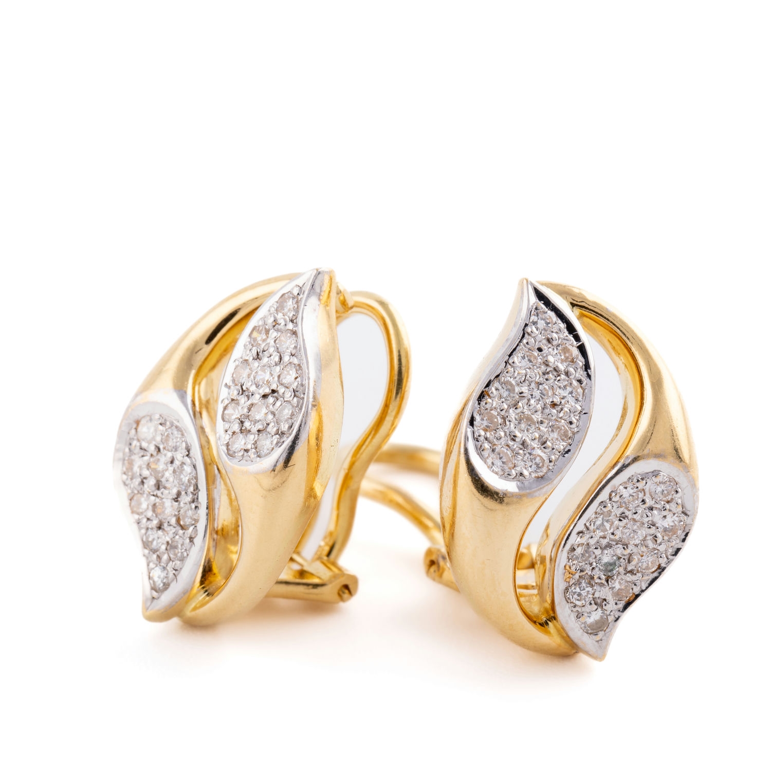 425 · Diamond 18ct Gold Earrings