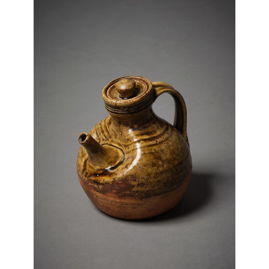 Len Castle & Andrew Van der Putten - Pinched coffee pot