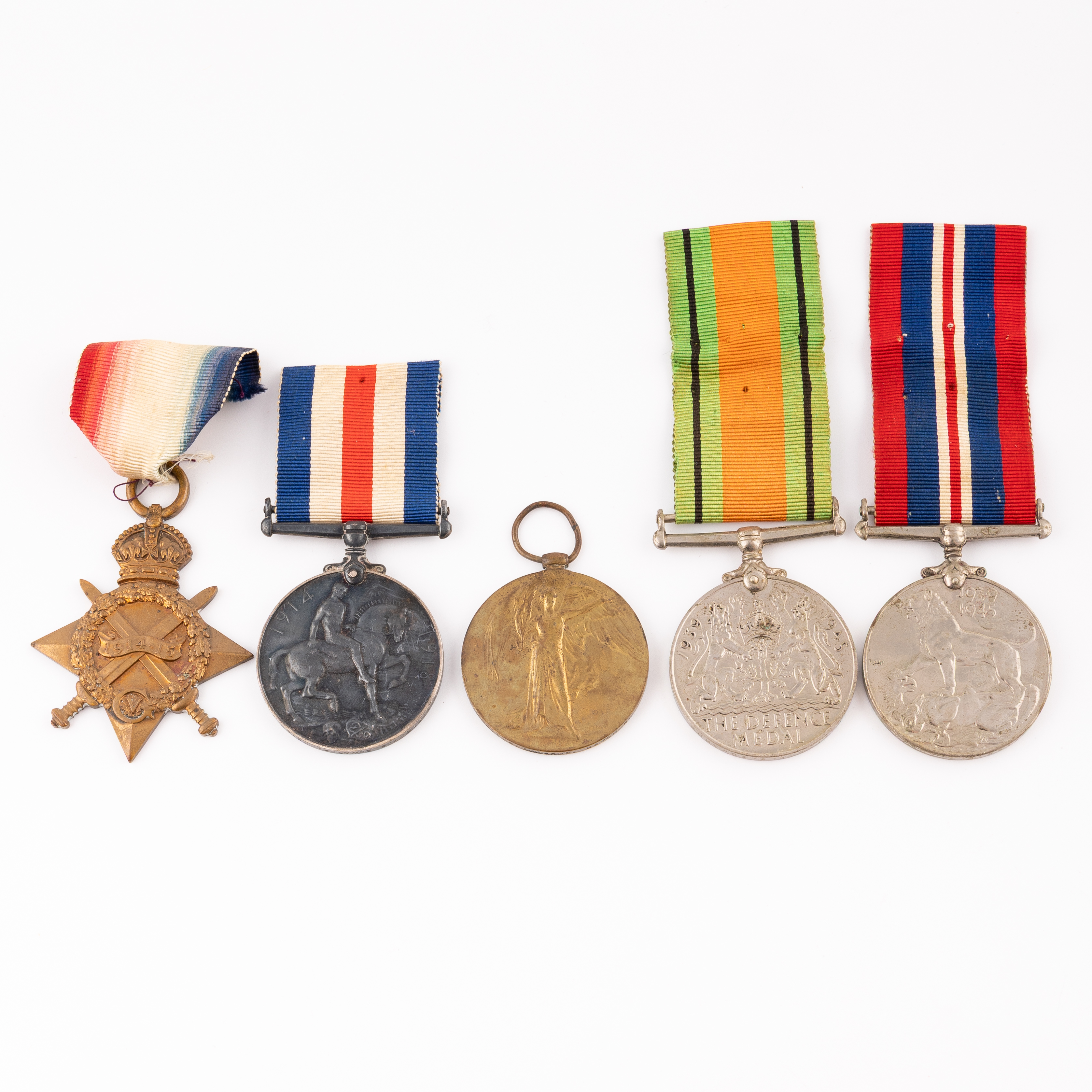 Great Britain, WWI Trio & WWII Pair, 1915 - 1945, VF