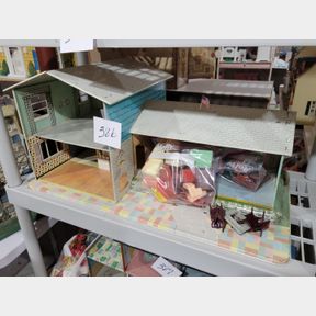 Marx Vintage Metal Doll House with Accessories