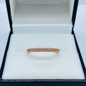 18CT ROSE GOLD PLATED CUBIC HALF ETERNITY SILVER RING.1.6G RING SIZE J