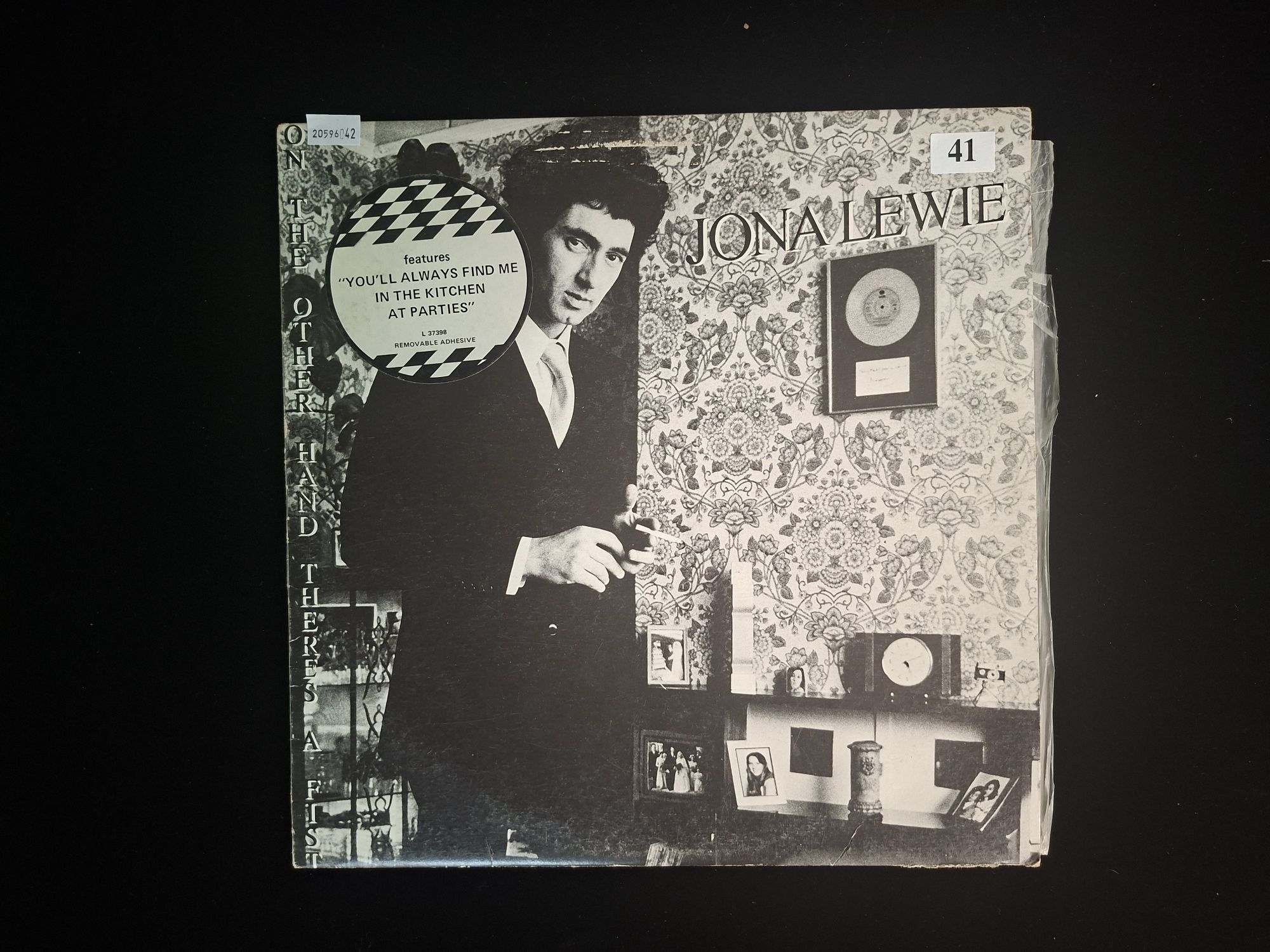 Jona Lewie