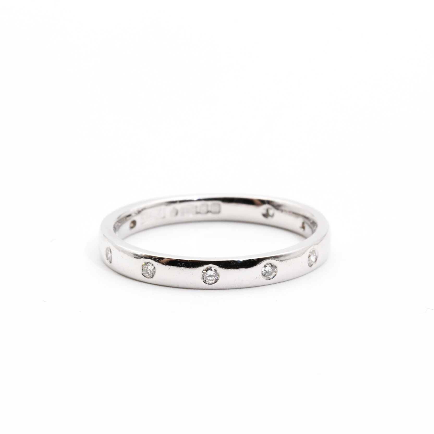 Platinum & Diamond Ring 3.8g