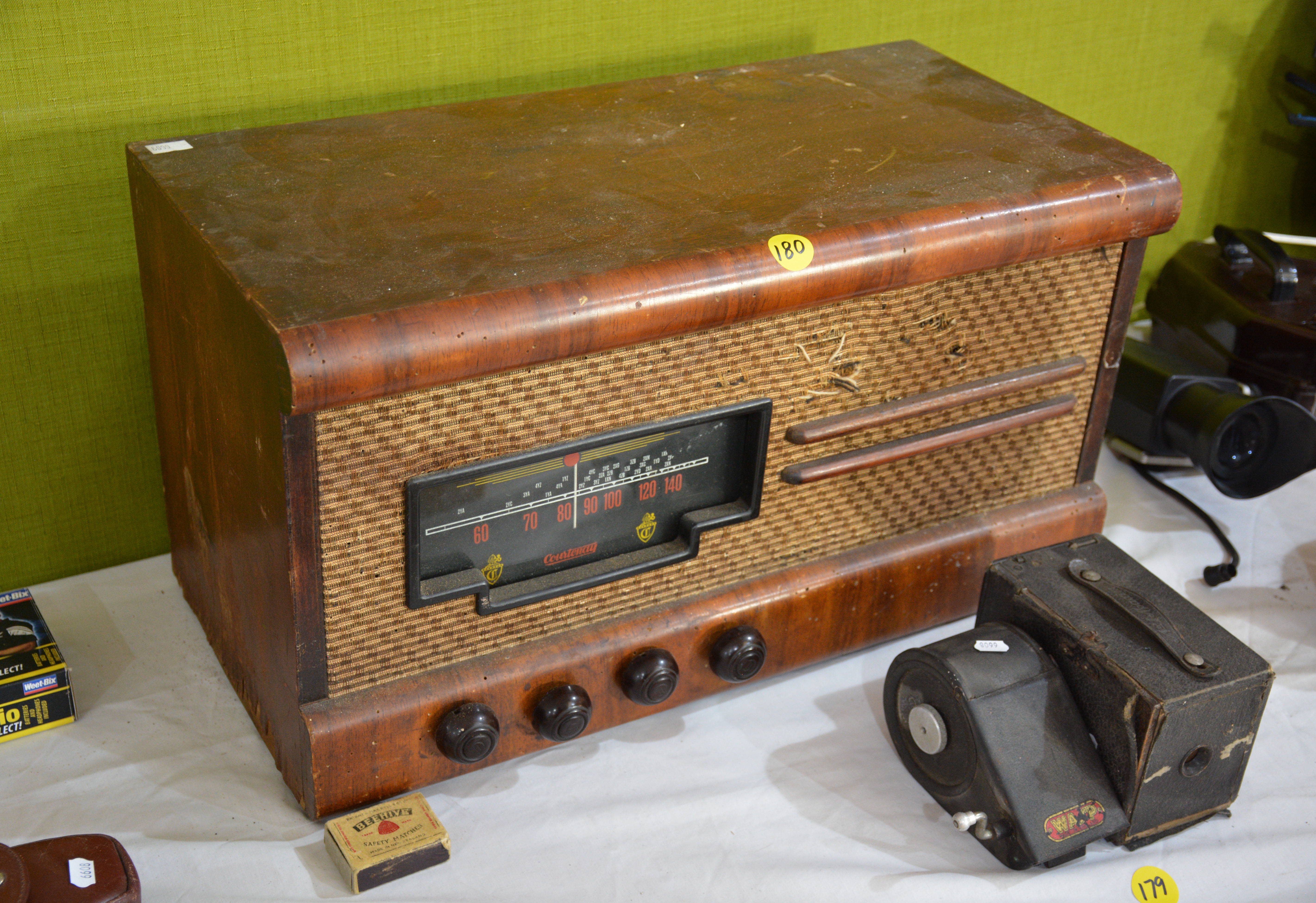 Courtenay Vintage Valve Radio — sold at auction in New Zealand for $30
