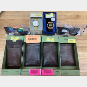 4X PHONECASES, 2X WRISTWATCHES & 2X SUNGLASSES