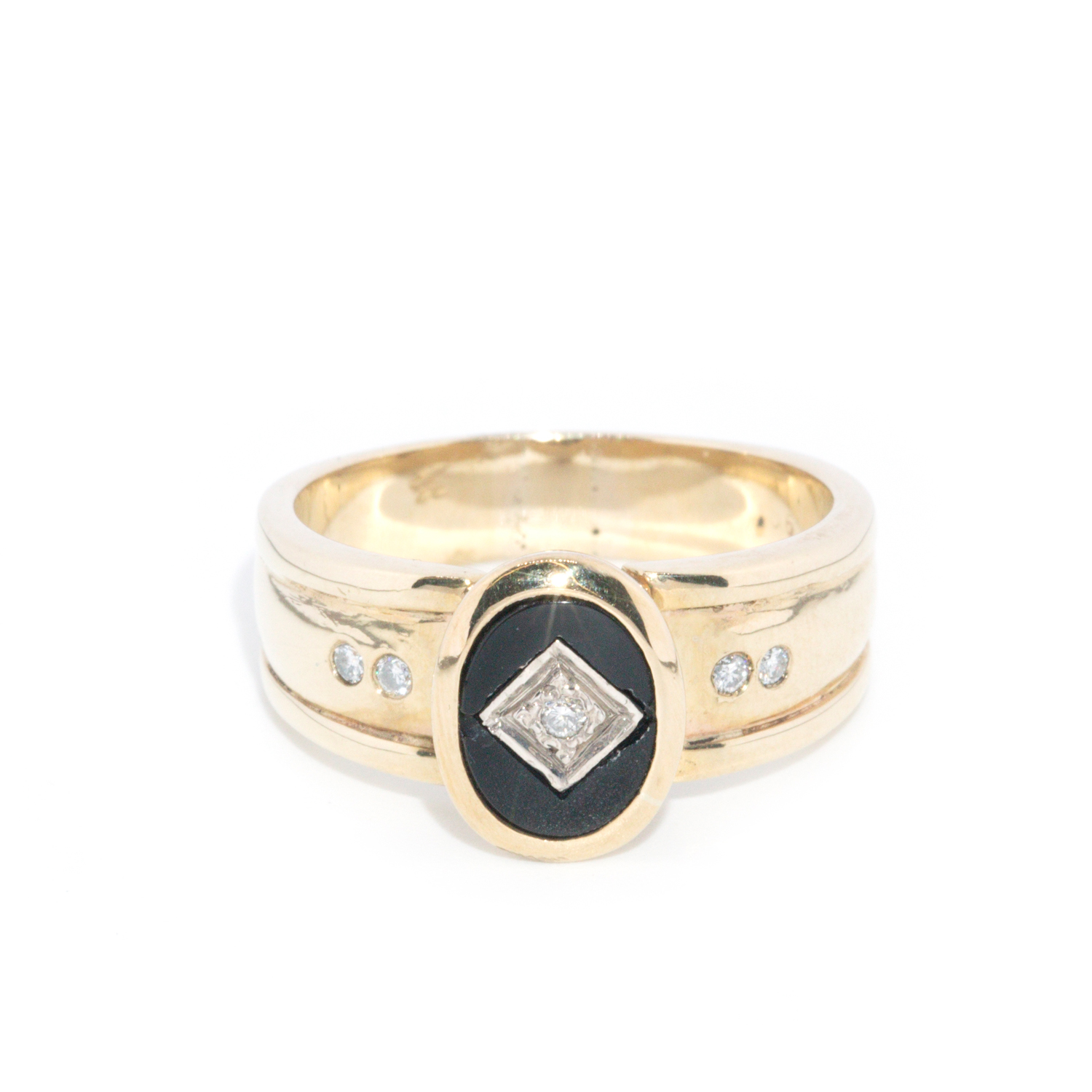 91 · 9ct Gold Onyx & Diamond Ring