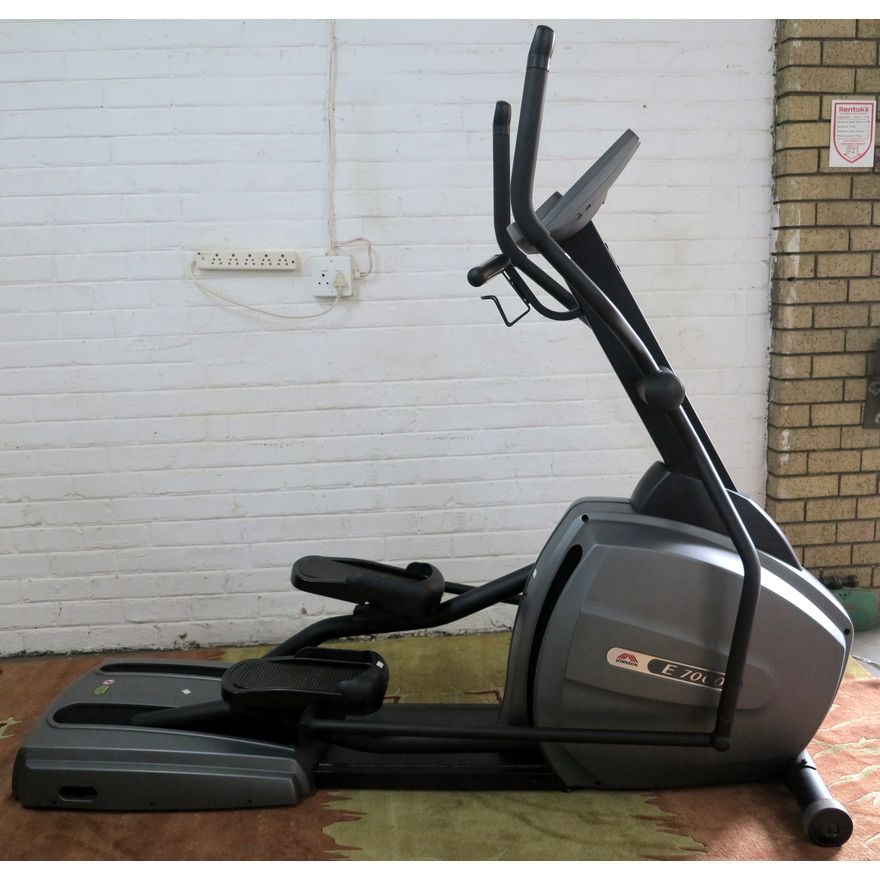 JOHNSON E7000 CROSS TRAINER