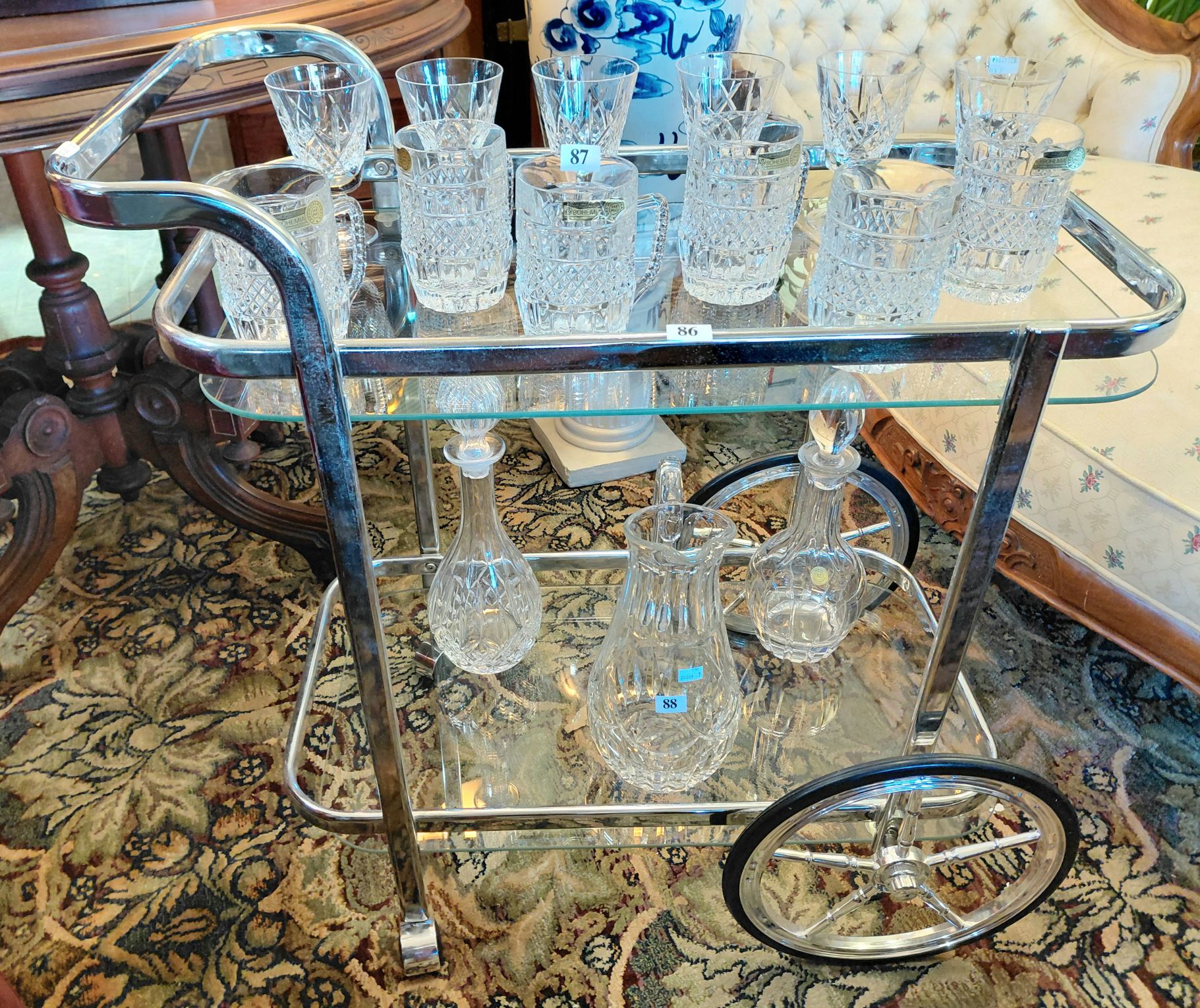 86 · TWO TIER MODERN TRAYMOBILE