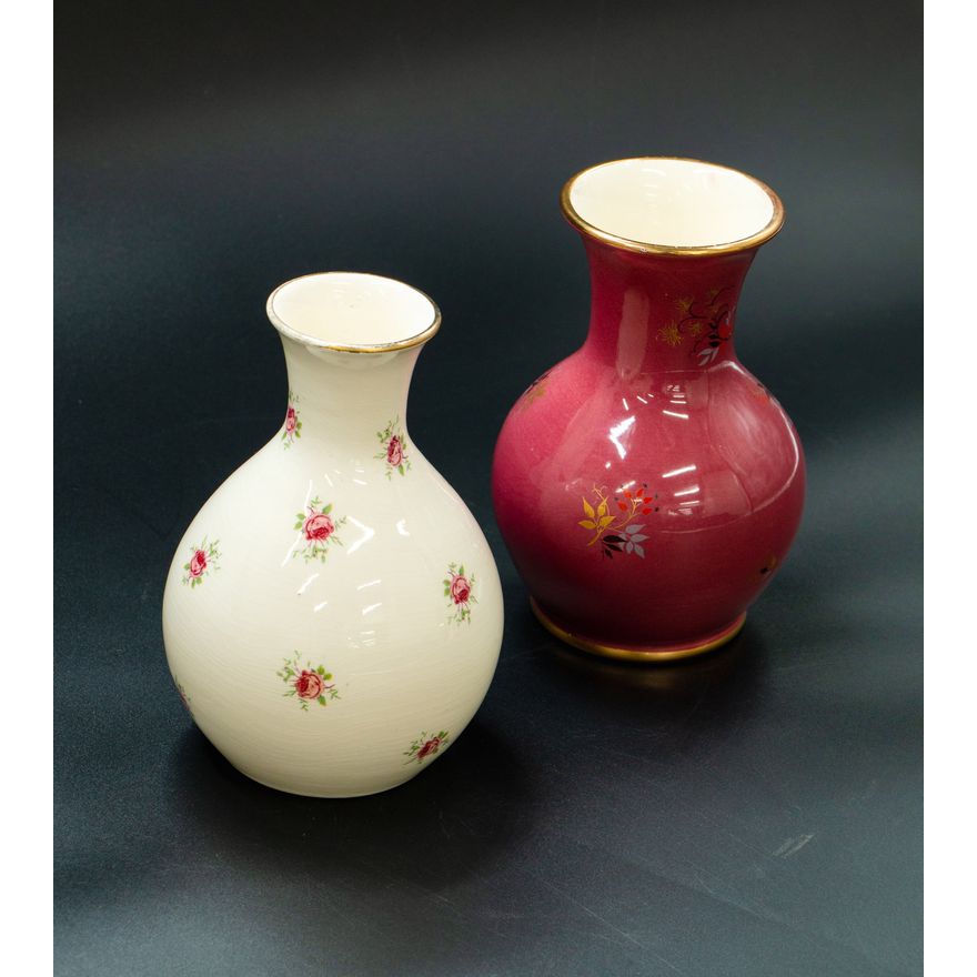 Crown Lynn Potteries - Two small flower vases attributed to Daniel Steenstra
