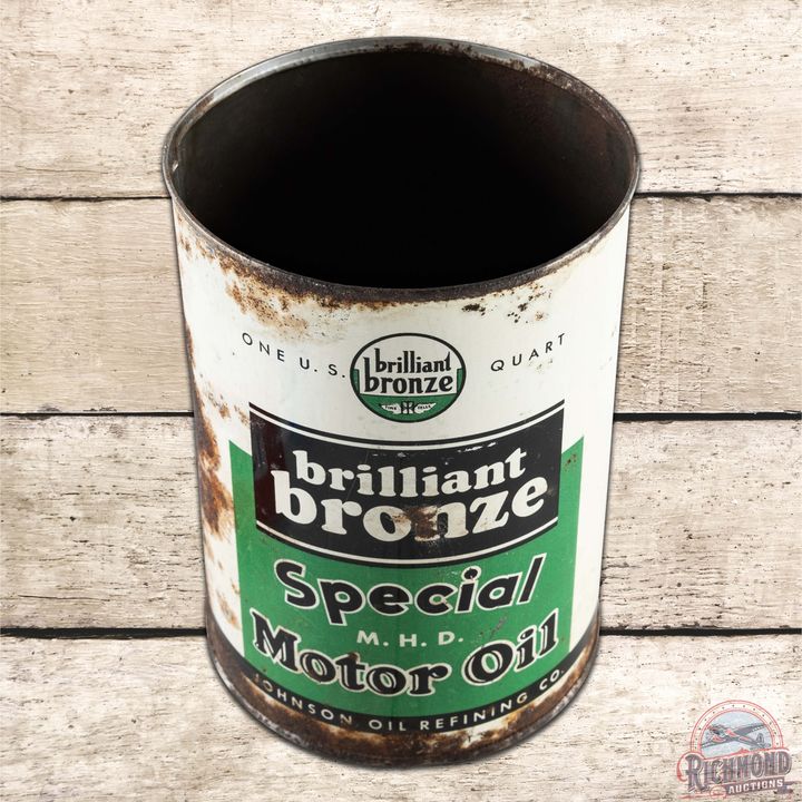 Johnson Brilliant Bronze Special M.H.D. Metal 1 Quart Oil Can w/ Logo