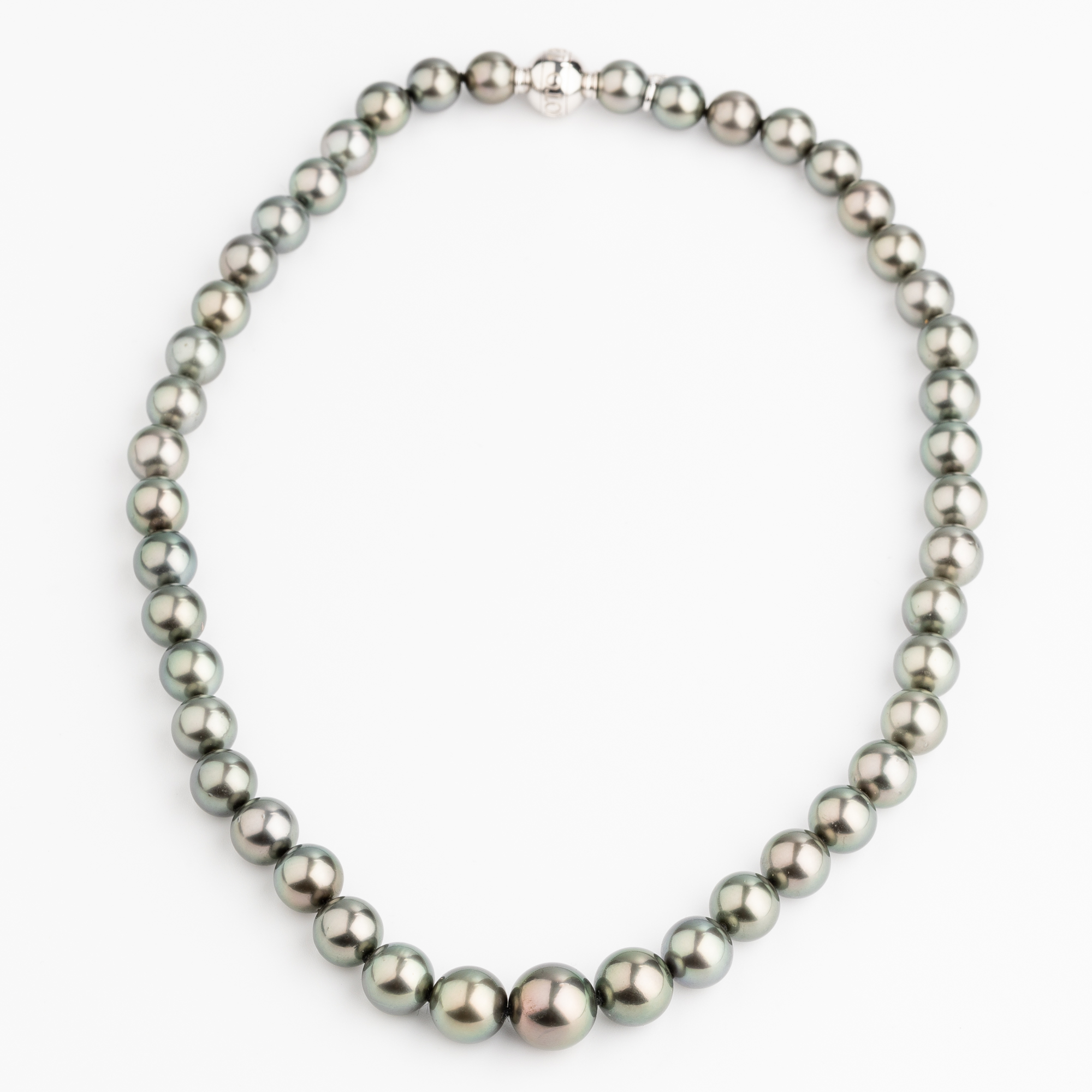 47 · Mikimoto Pearl Necklace, 18ct White Gold Clasp