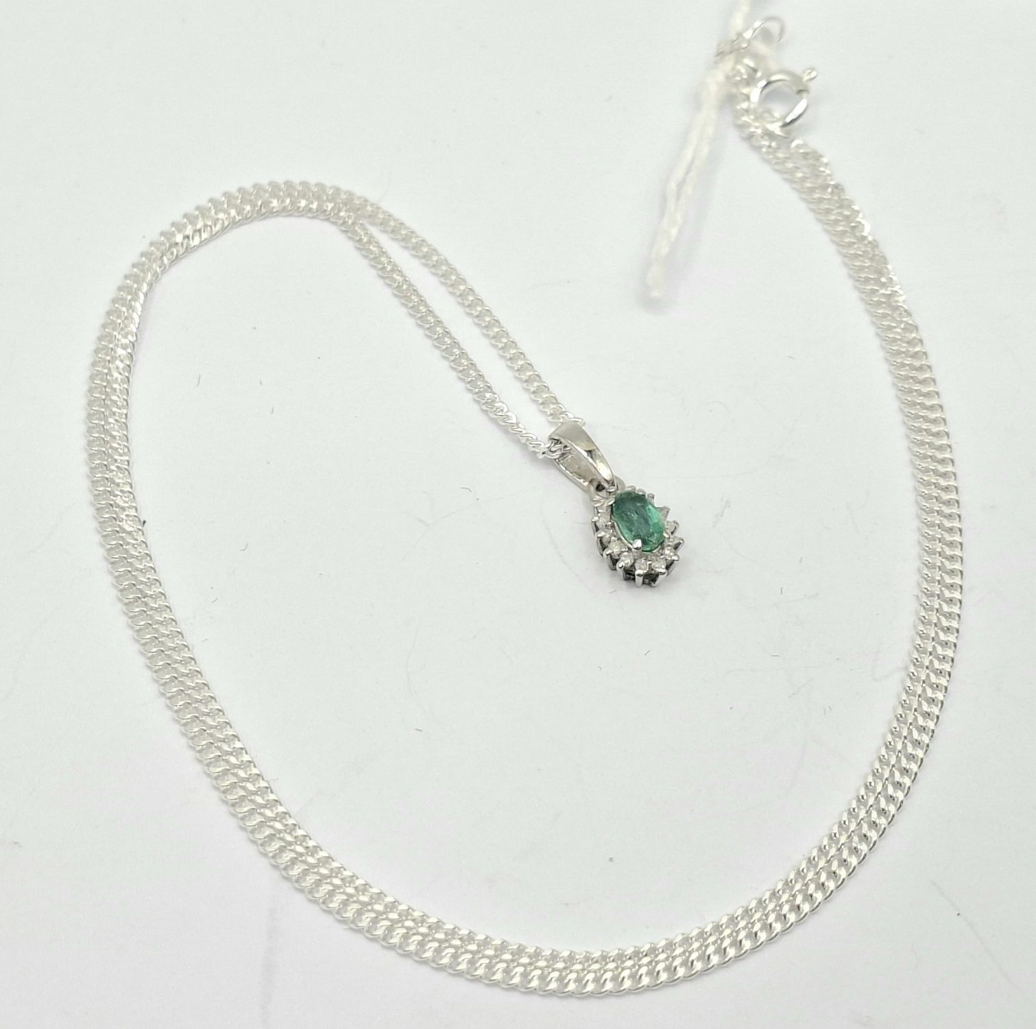 Pendant On Chain