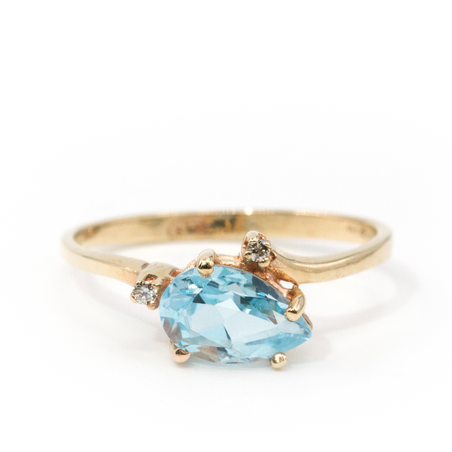 Topaz & Diamond 9ct Gold Ring