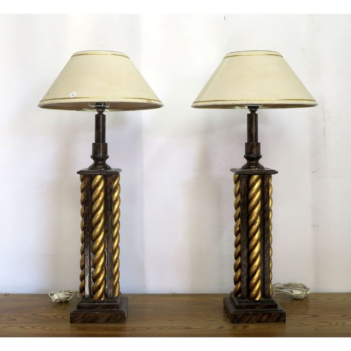 PAIR OF TABLE LAMPS