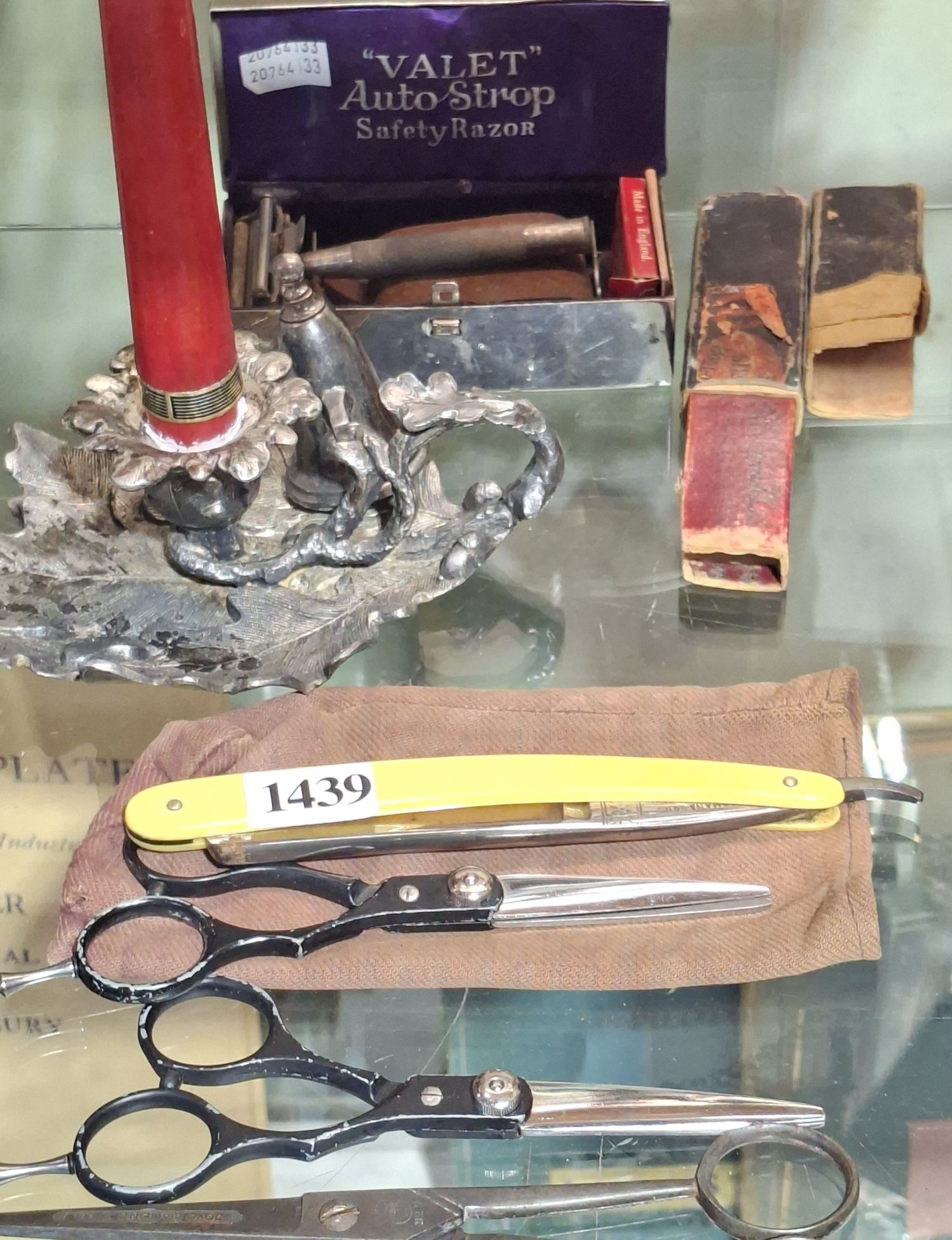SCISSORS, RAZORS AND NIGHT LIGHT