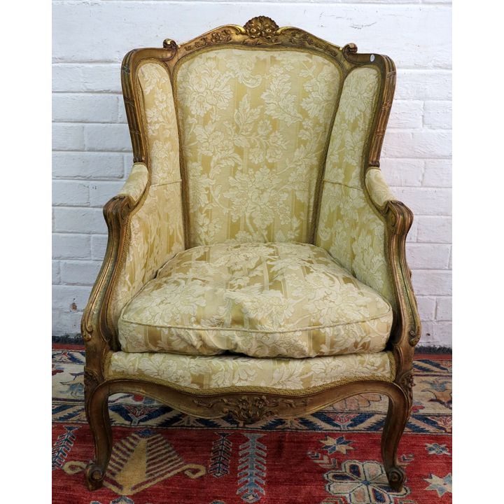 19TH CENTURY UPHOLSTERED GILTWOOD ARMCHAIR,