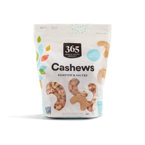 365 BY WHOLE FOODS MARKET, ROASTED & SALTED CASHEWS, 24 OUNCE